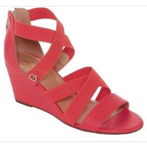 Liz Claiborne pink sandal wedges